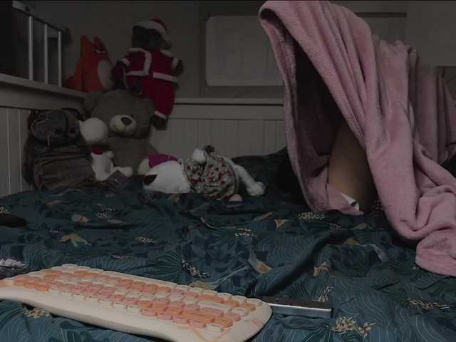 Z0mb1e's BongaCams show and profile