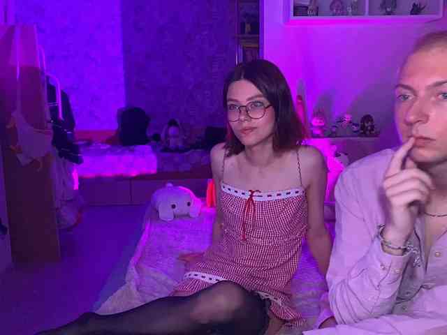 Z0mb1el0ll1 webcam
