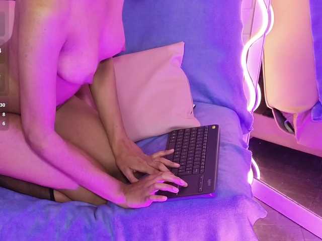 Artemiss-tay chat room