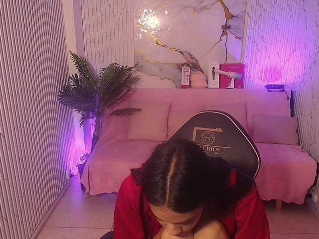 Artemiss-tay's BongaCams show and profile