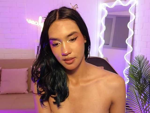 Artemiss-tay webcam bongacams model stream image