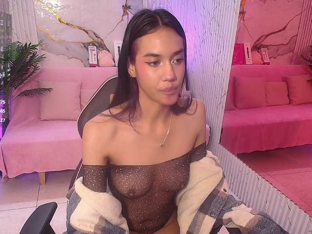 Artemiss-tay's BongaCams show and profile