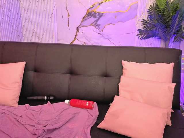 Artemiss-tay's BongaCams show and profile