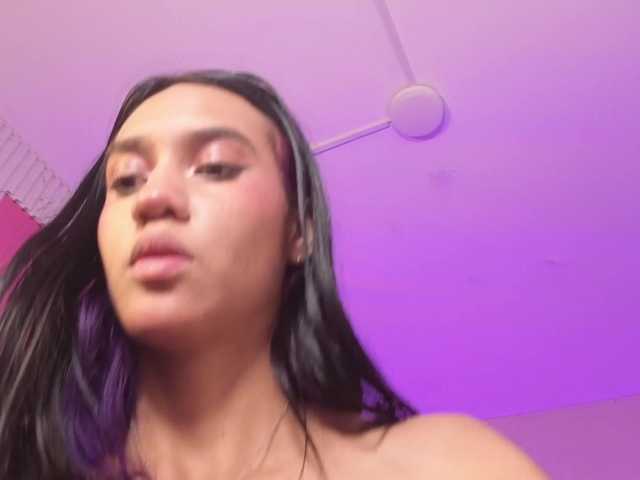 Artemiss-tay's BongaCams show and profile