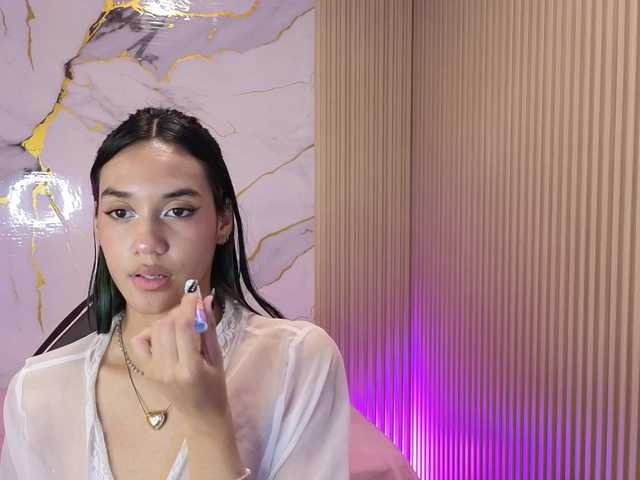 Artemiss-tay's BongaCams show and profile