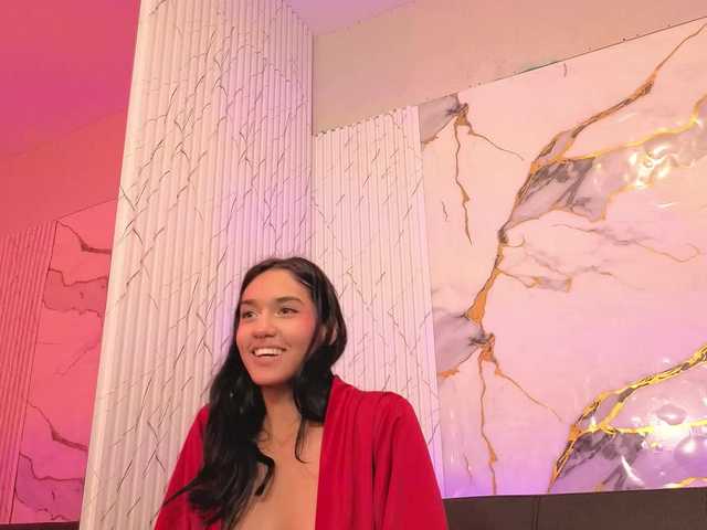 Artemiss-tay's BongaCams show and profile