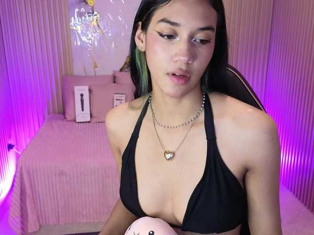 Artemiss-tay's BongaCams show and profile