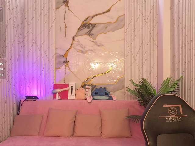 Artemiss-tay's BongaCams show and profile