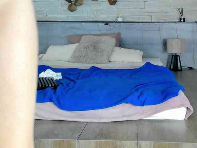 foxxy-milf webcam