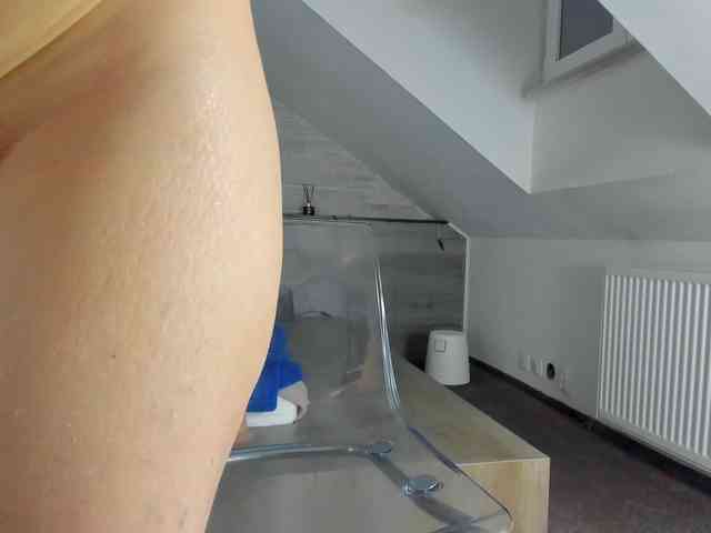 foxxy-milf webcam