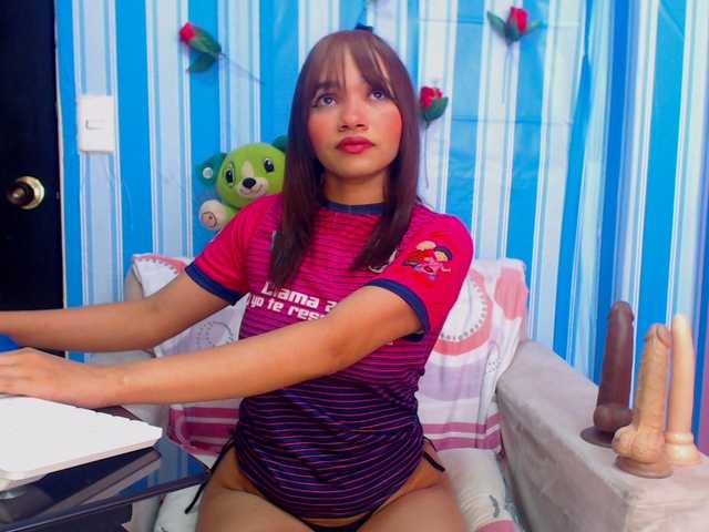 VanessaOwens webcam bongacams model stream image