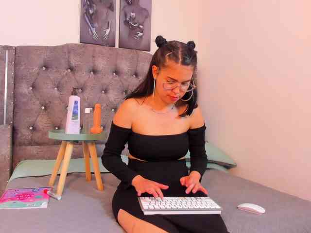Agatha-queen webcam