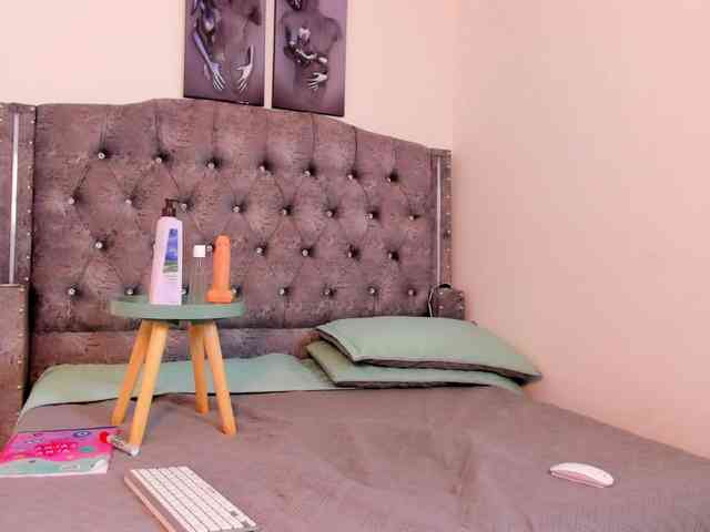 Agatha-queen webcam