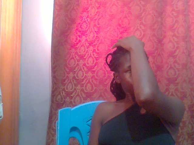 Horny-hearts's BongaCams show and profile