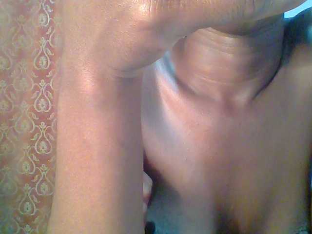 Horny-hearts's BongaCams show and profile