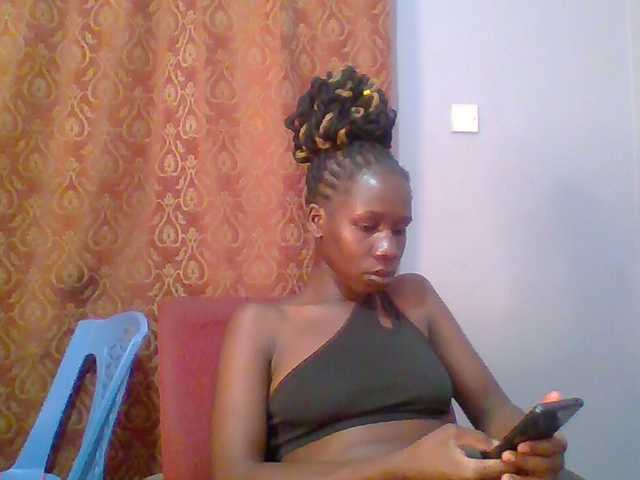 Horny-hearts's BongaCams show and profile