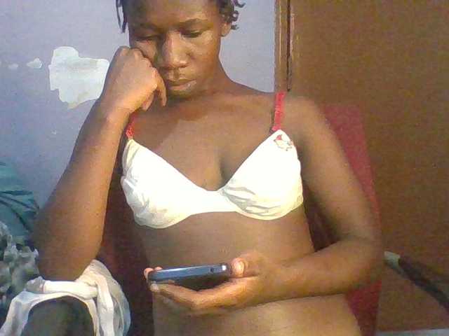 Horny-hearts's BongaCams show and profile