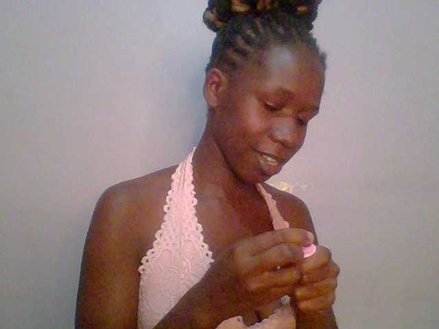 Horny-hearts's BongaCams show and profile