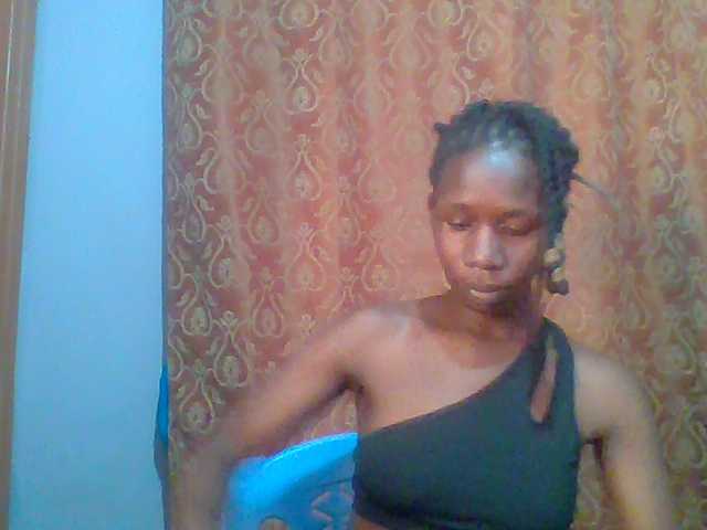 Horny-hearts's BongaCams show and profile