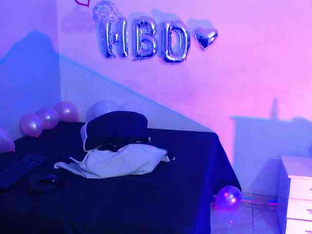 penelope-gucci webcam