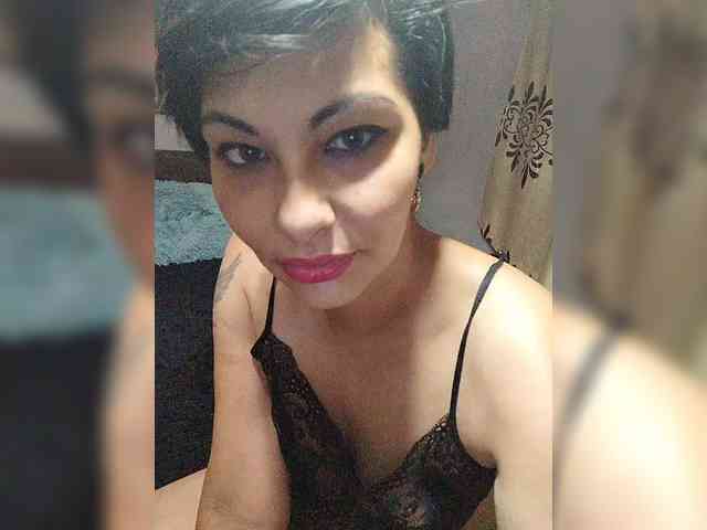 Julya92aa webcam