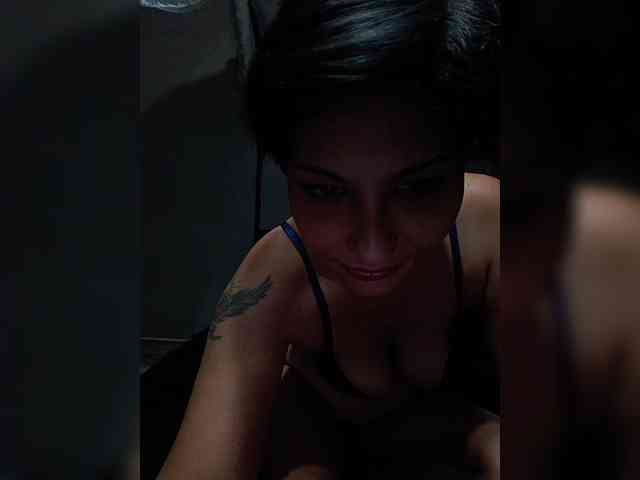 Julya92aa webcam