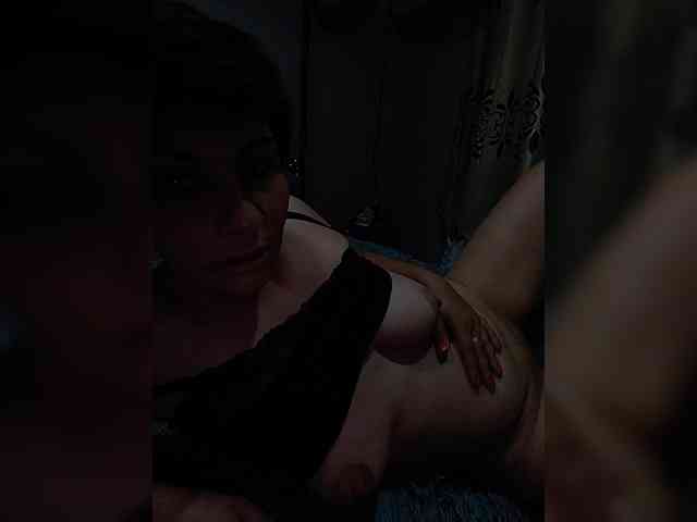 Julya92aa webcam
