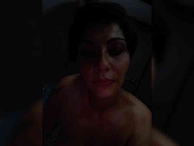 Julya92aa webcam