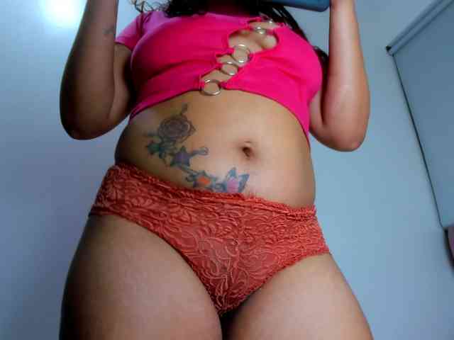 ScarlettNoir webcam