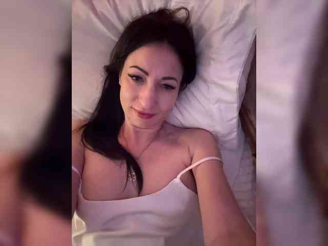 KristiSSS1 webcam