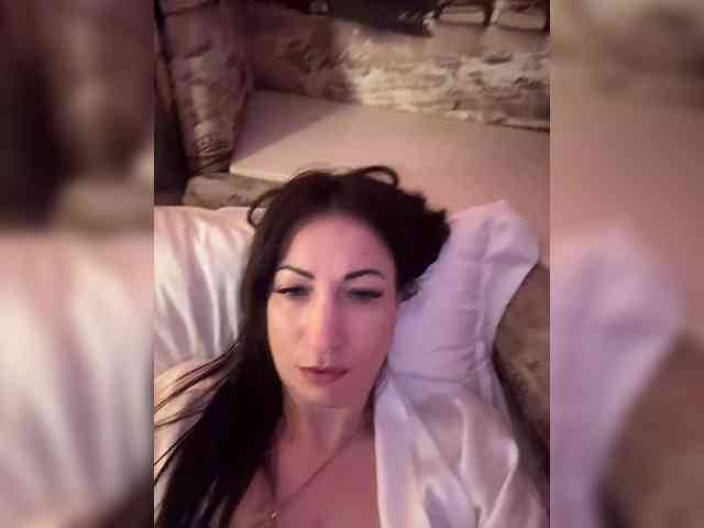 KristiSSS1 webcam