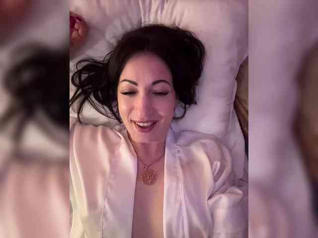 KristiSSS1 webcam