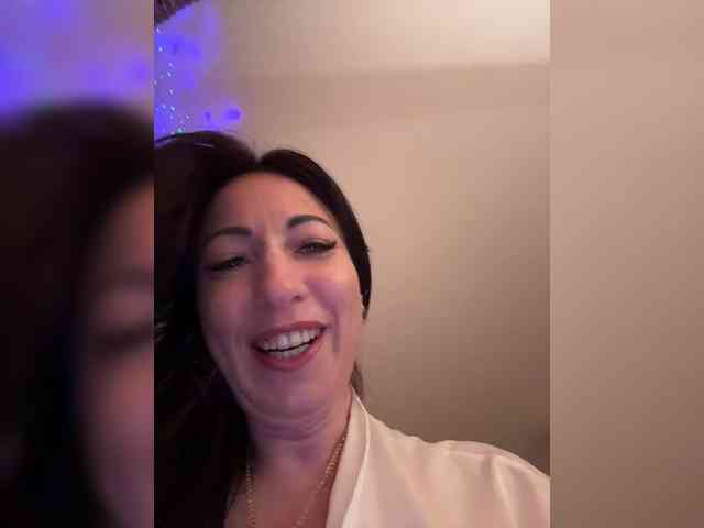 KristiSSS1 webcam