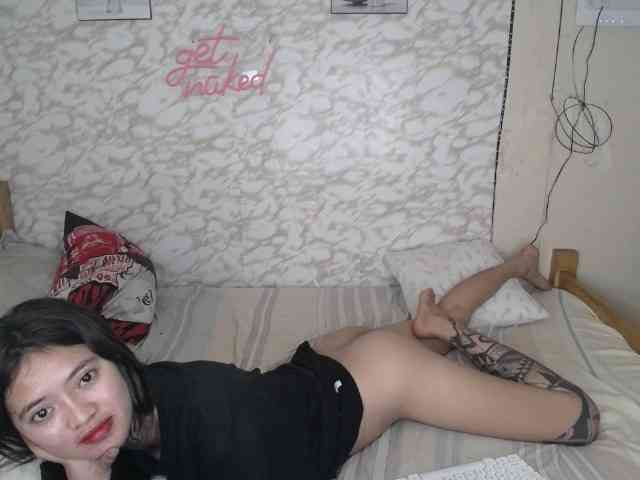 poorpussyyy webcam