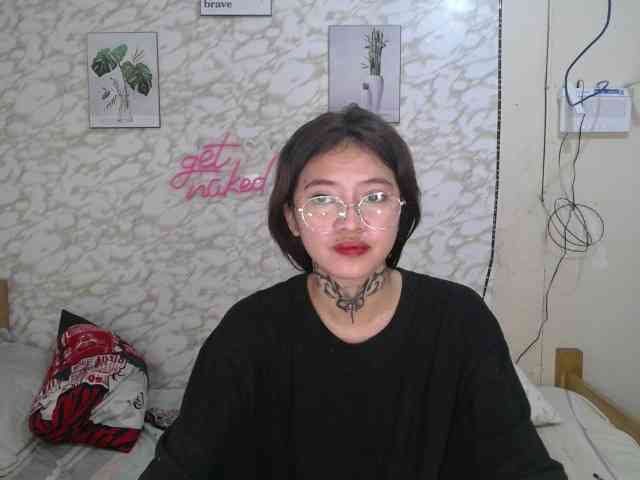 poorpussyyy webcam