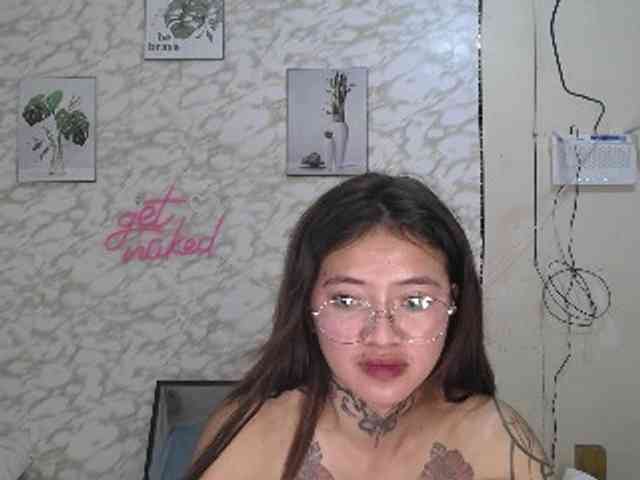 poorpussyyy webcam