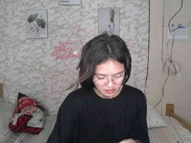 poorpussyyy webcam
