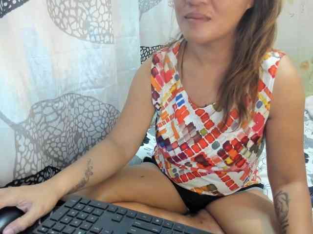Jhamzhott webcam