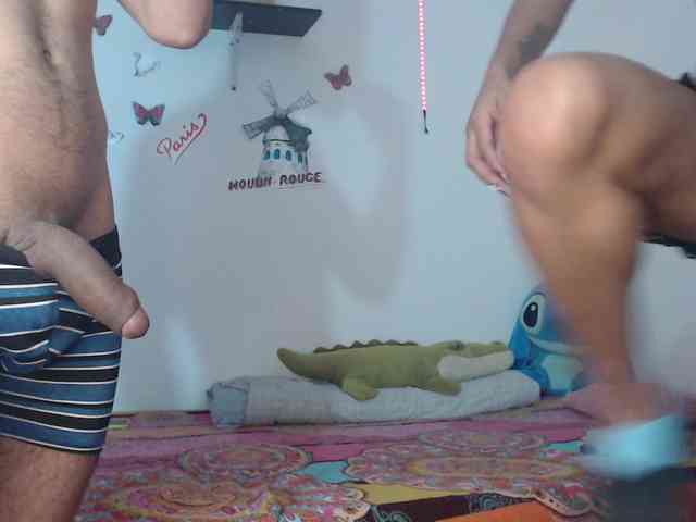 Roshell-And-Alex webcam