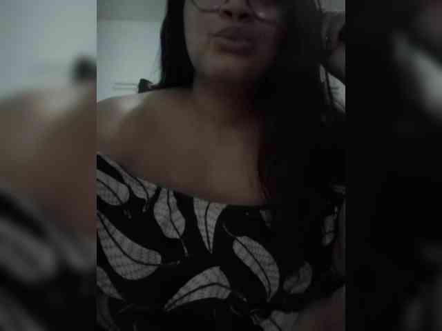 PamRibeiroo webcam