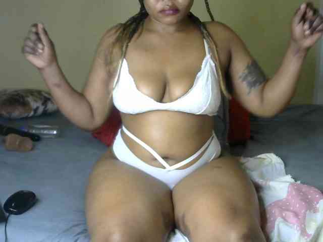 sexyluciana webcam