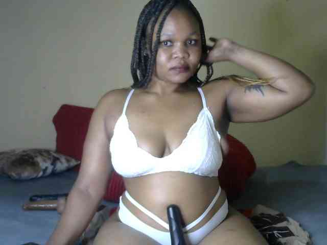 sexyluciana webcam