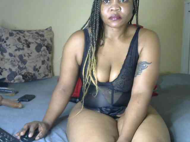 sexyluciana webcam