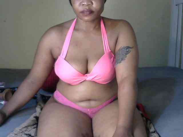 sexyluciana webcam