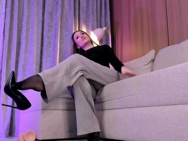 BabeInBlush's BongaCams show and profile