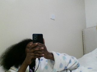 lovelylips's Live Webcam