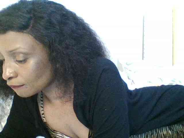 lovelylips webcam