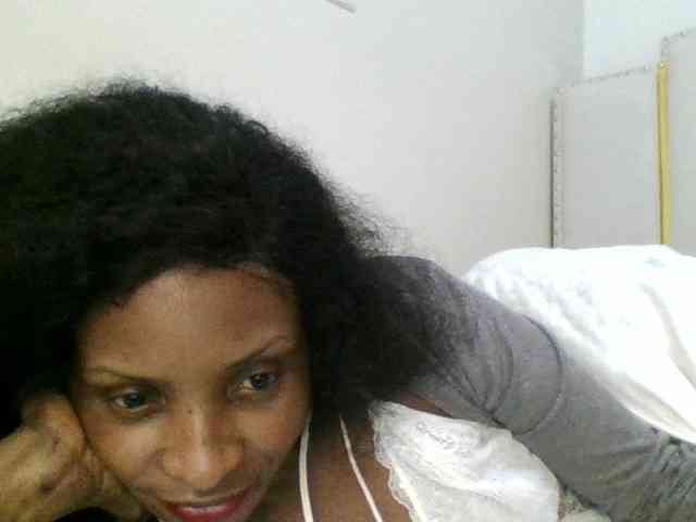 lovelylips webcam