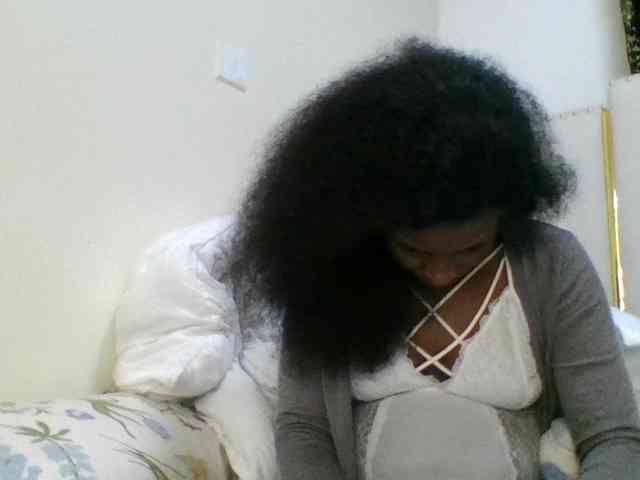 lovelylips webcam