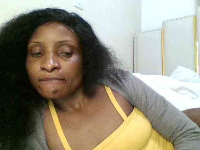 lovelylips webcam